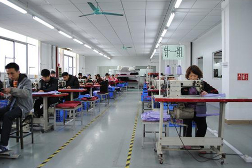 禮品背包定制生產商去哪找?